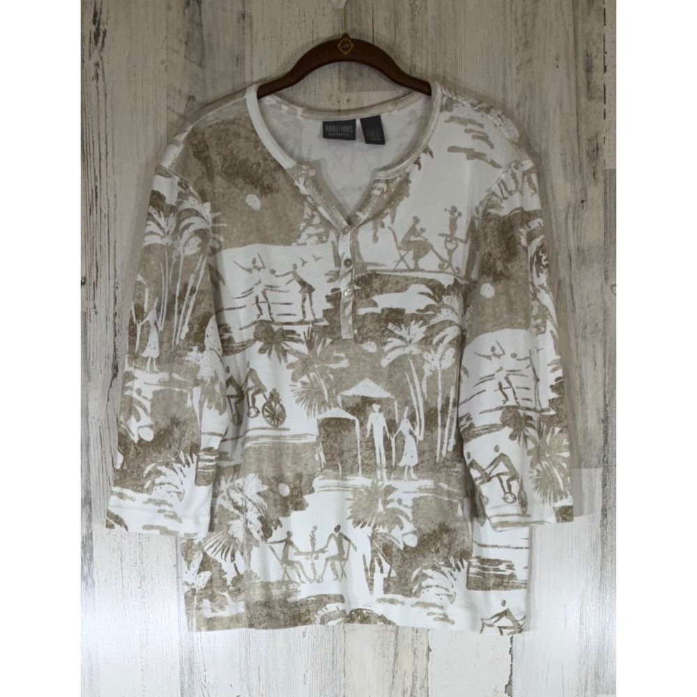 Additions by Chicos Henley Top Size 3 or XL White Tan Tropical Abstract Toile